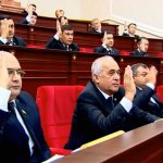 2018_08_27_mejlis_parlament_01