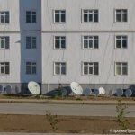 2019_04_01_satellite_antennas_15